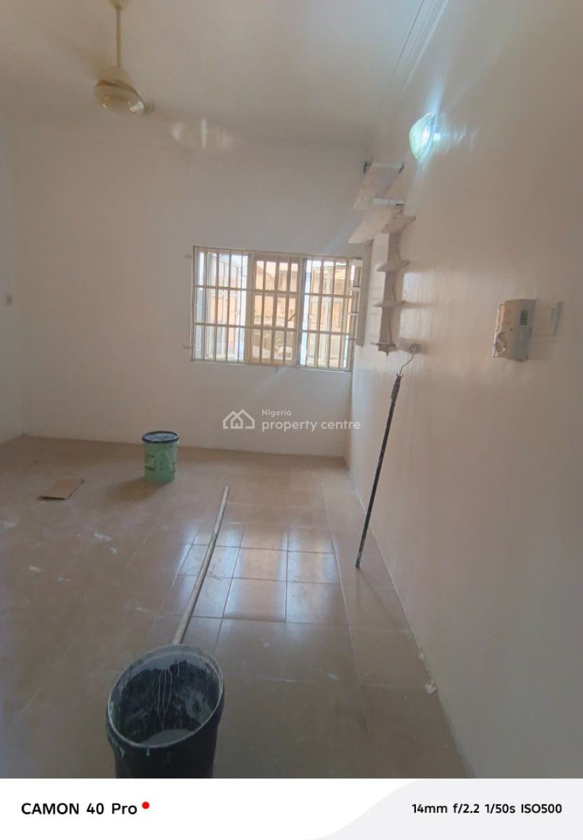 Well Finished 3 Bedroom Flat Ground Floor in Chevron, Chevy View Estate, Lekki, Lagos, Flat / Apartment for Rent