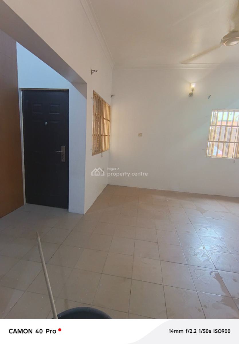 Well Finished 3 Bedroom Flat Ground Floor in Chevron, Chevy View Estate, Lekki, Lagos, Flat / Apartment for Rent