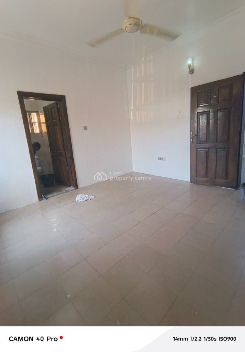 Well Finished 3 Bedroom Flat Ground Floor in Chevron, Chevy View Estate, Lekki, Lagos, Flat / Apartment for Rent