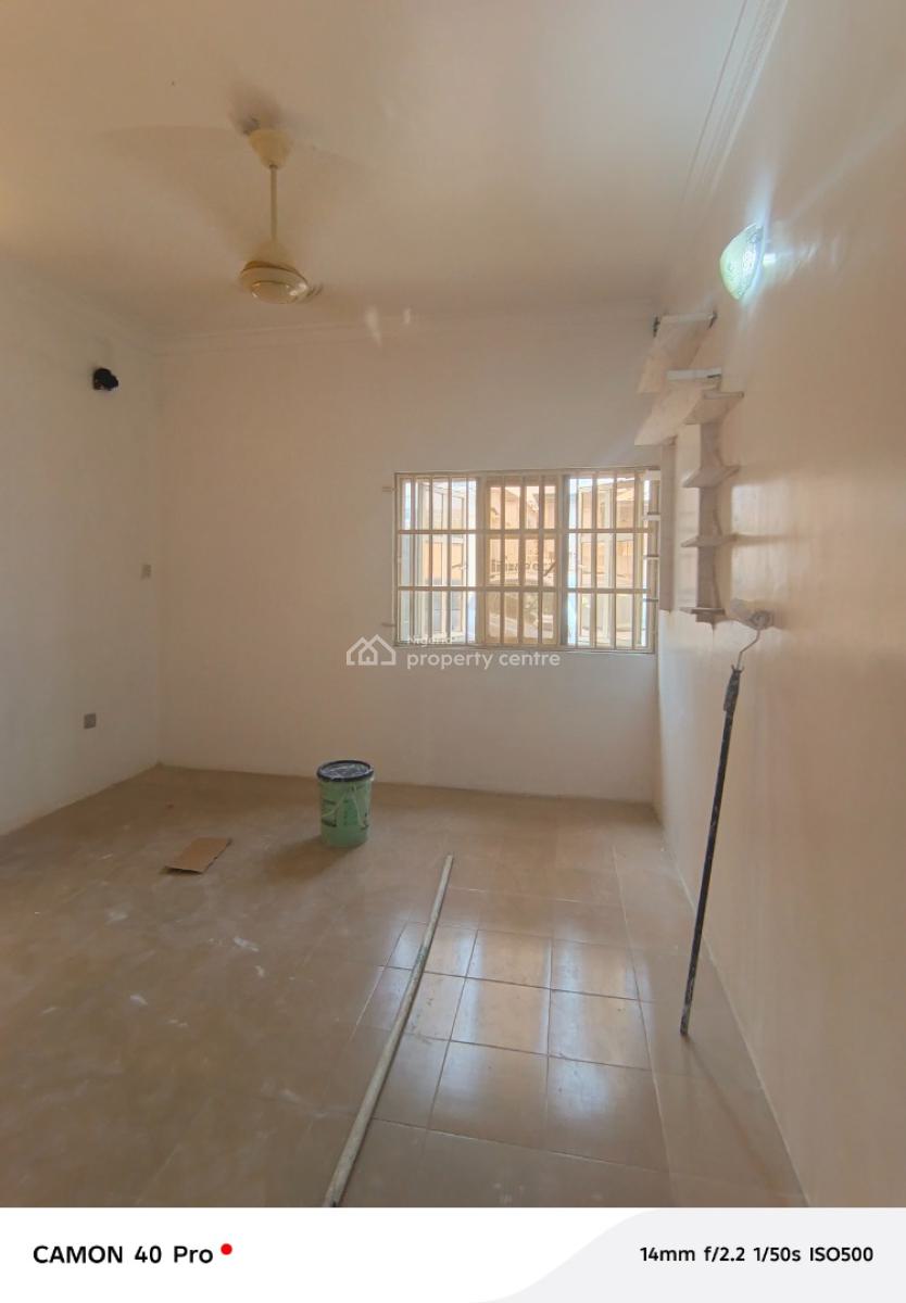 Well Finished 3 Bedroom Flat Ground Floor in Chevron, Chevy View Estate, Lekki, Lagos, Flat / Apartment for Rent