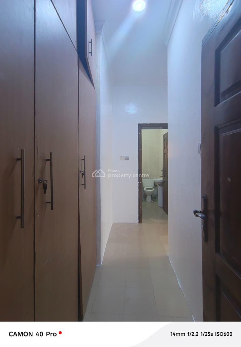 Well Finished 3 Bedroom Flat Ground Floor in Chevron, Chevy View Estate, Lekki, Lagos, Flat / Apartment for Rent