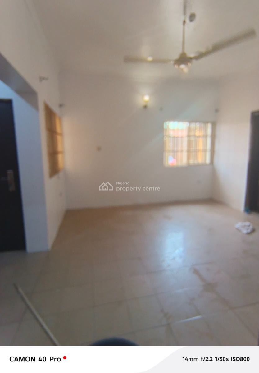 Well Finished 3 Bedroom Flat Ground Floor in Chevron, Chevy View Estate, Lekki, Lagos, Flat / Apartment for Rent