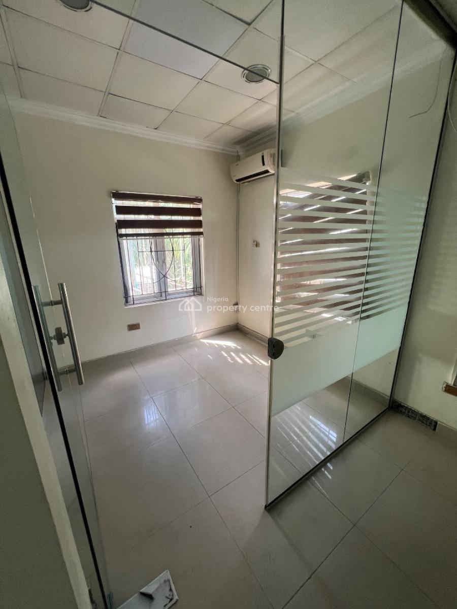 110sqm Office Space with a Massive Compound, Ikoyi, Lagos, Commercial Property for Rent