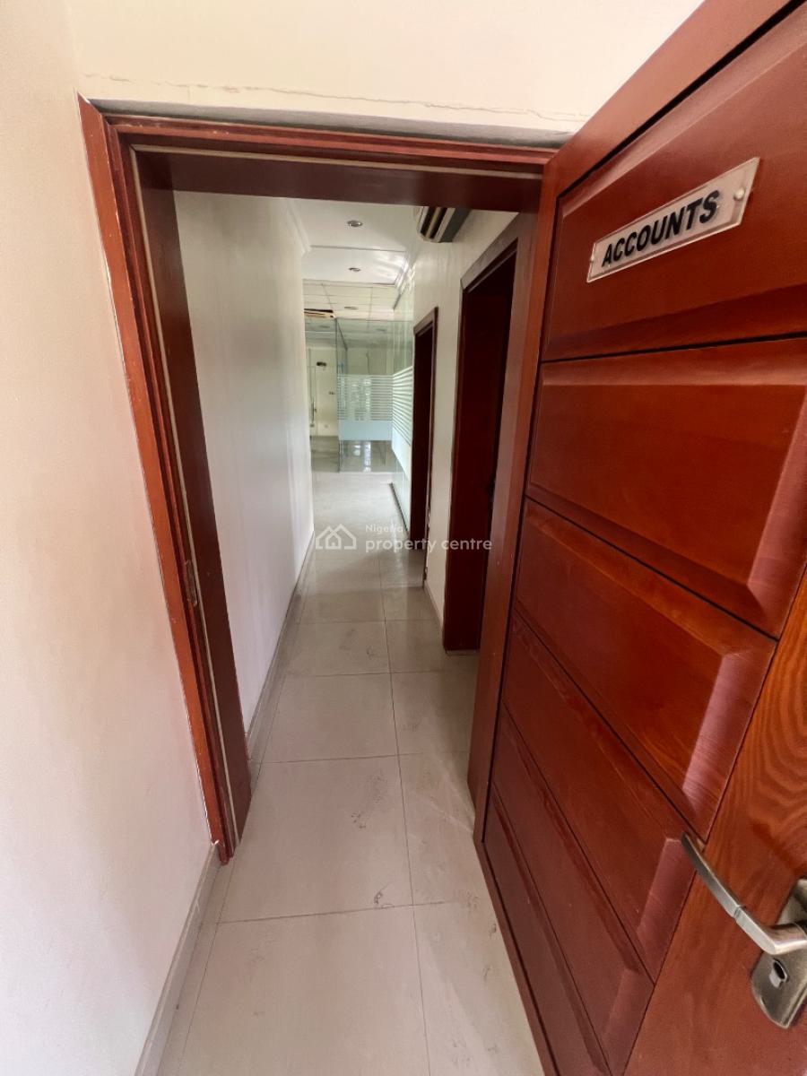 110sqm Office Space with a Massive Compound, Ikoyi, Lagos, Commercial Property for Rent