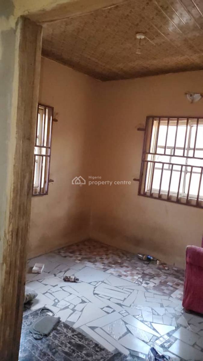 House at Onila Muslim Ibadan, Olopo Street Onila/ayetoro, Ibadan, Oyo, House for Sale