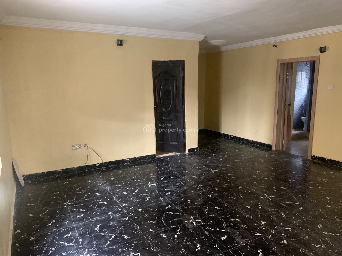 Well Maintained Luxury 2 Bedroom Apartment, Off Agboyi Road, Alapere, Ketu, Lagos, Flat / Apartment for Rent