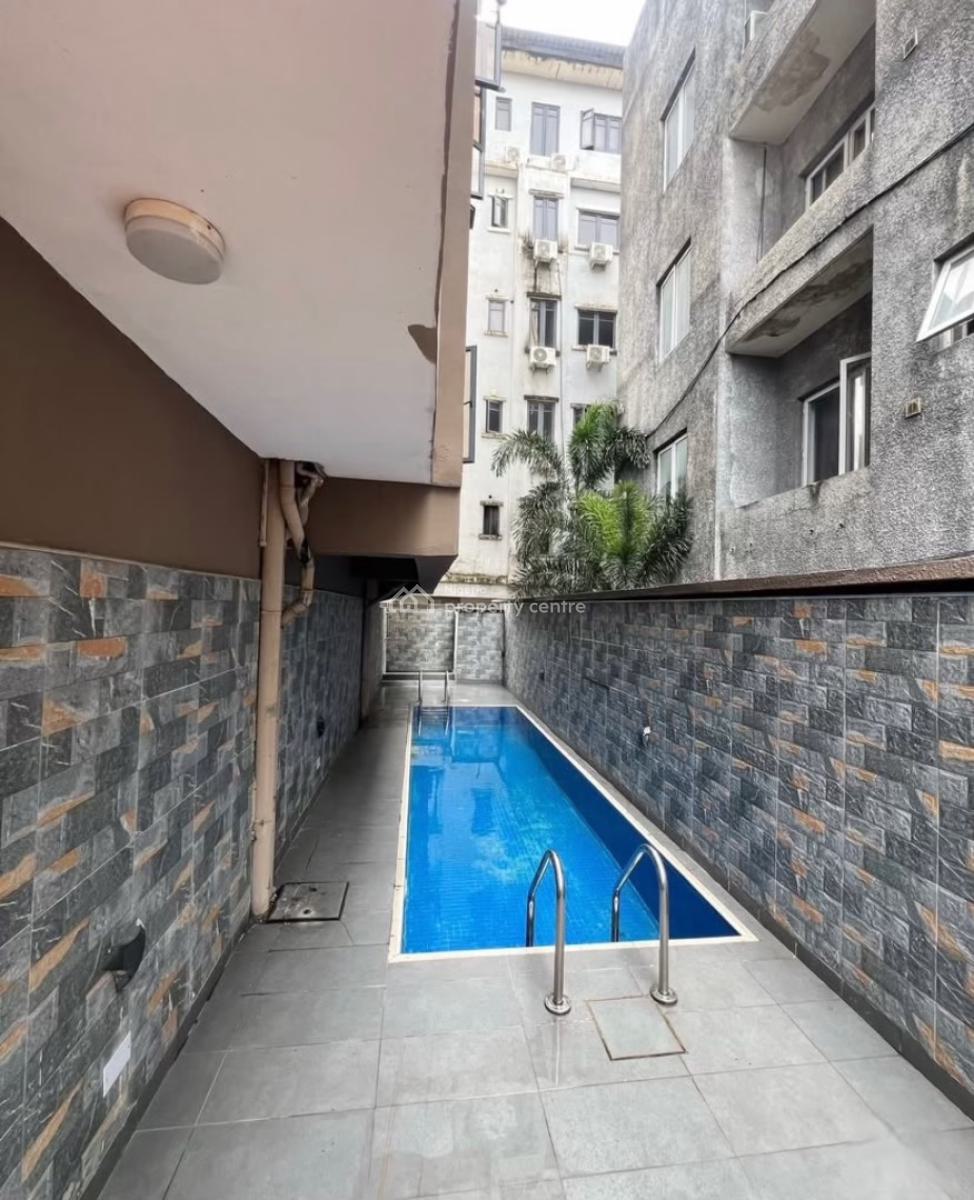Luxurious 2 Bedroom Apartment with Bq and Swimming Pool, Lekki Phase 1, Lekki, Lagos, Flat / Apartment for Rent