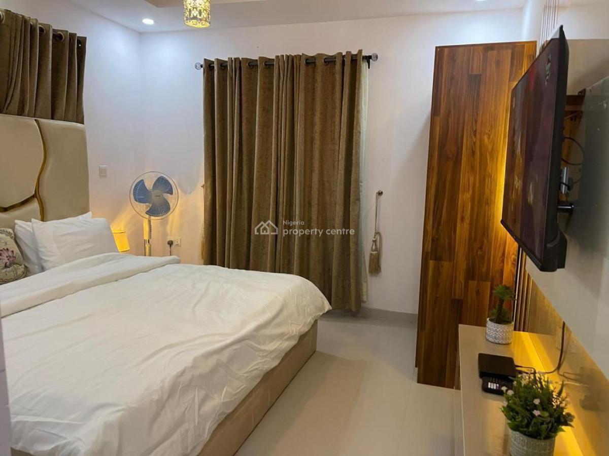 Luxury 3-bedroom Apartment, Abraham Adesanya Estate, Ajah, Lagos, Flat / Apartment Short Let
