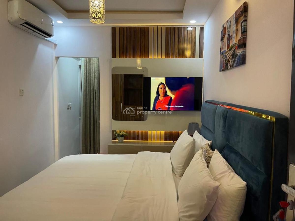 Luxury 3-bedroom Apartment, Abraham Adesanya Estate, Ajah, Lagos, Flat / Apartment Short Let