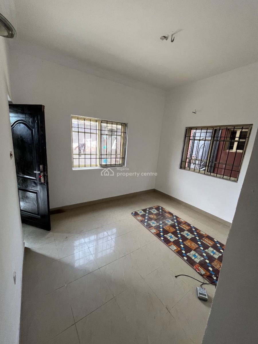 Luxury Beautiful Mini Flat Ground Floor, Mobil Road, Northwest, Ilaje, Ajah, Lagos, Mini Flat (room and Parlour) for Rent