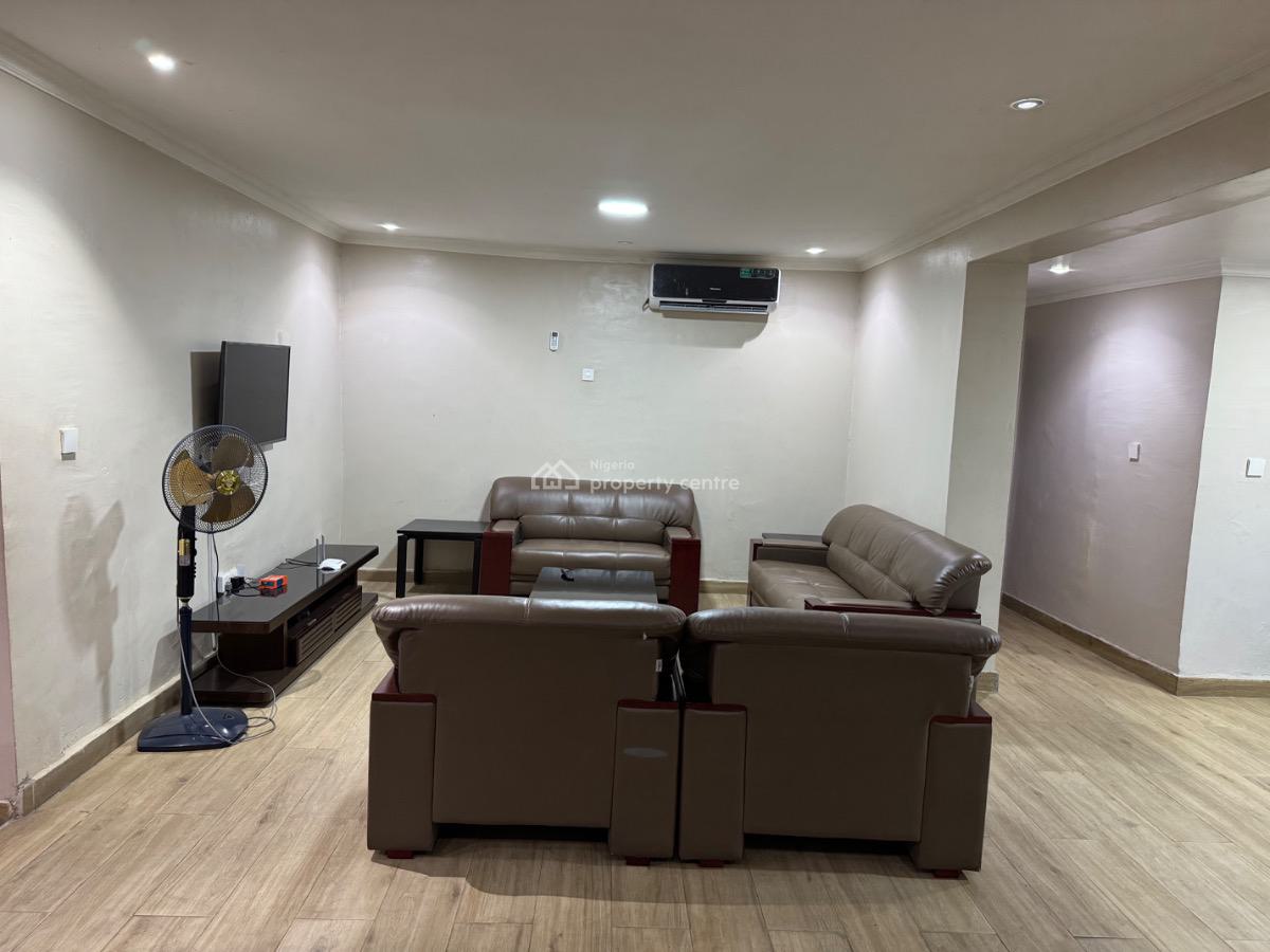 Luxury 2 Bedroom with Visitors Toilet, Adekunle Street, Magodo, Lagos, Flat / Apartment for Rent
