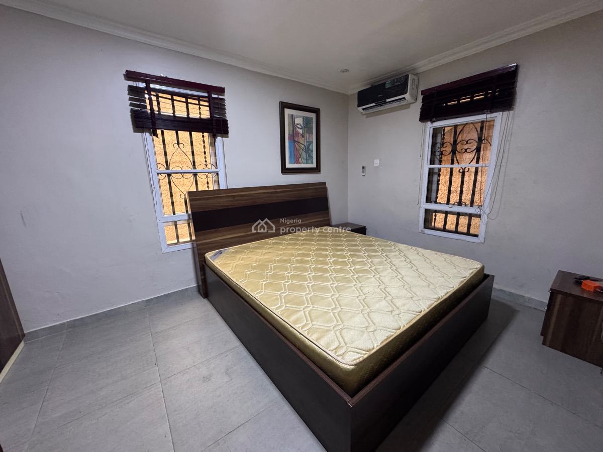 Luxury 2 Bedroom with Visitors Toilet, Adekunle Street, Magodo, Lagos, Flat / Apartment for Rent