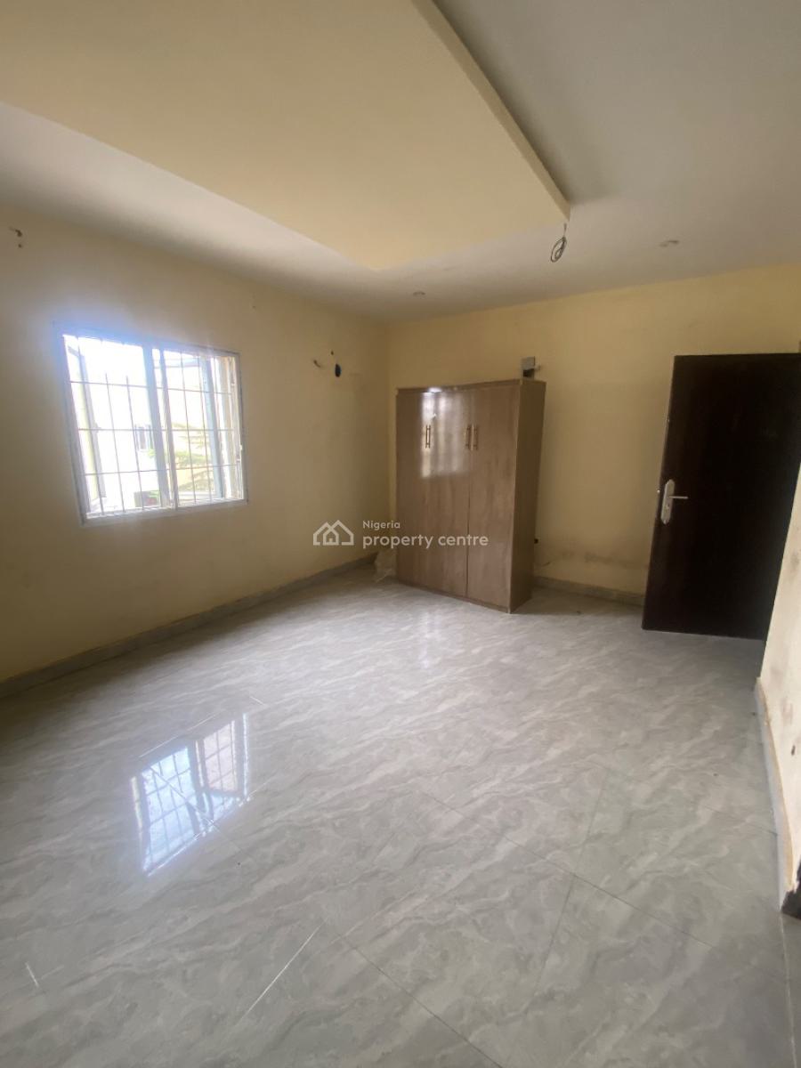 Neatly Built 3 Bedrooms Flats, Life Camp, Abuja, Flat / Apartment for Rent