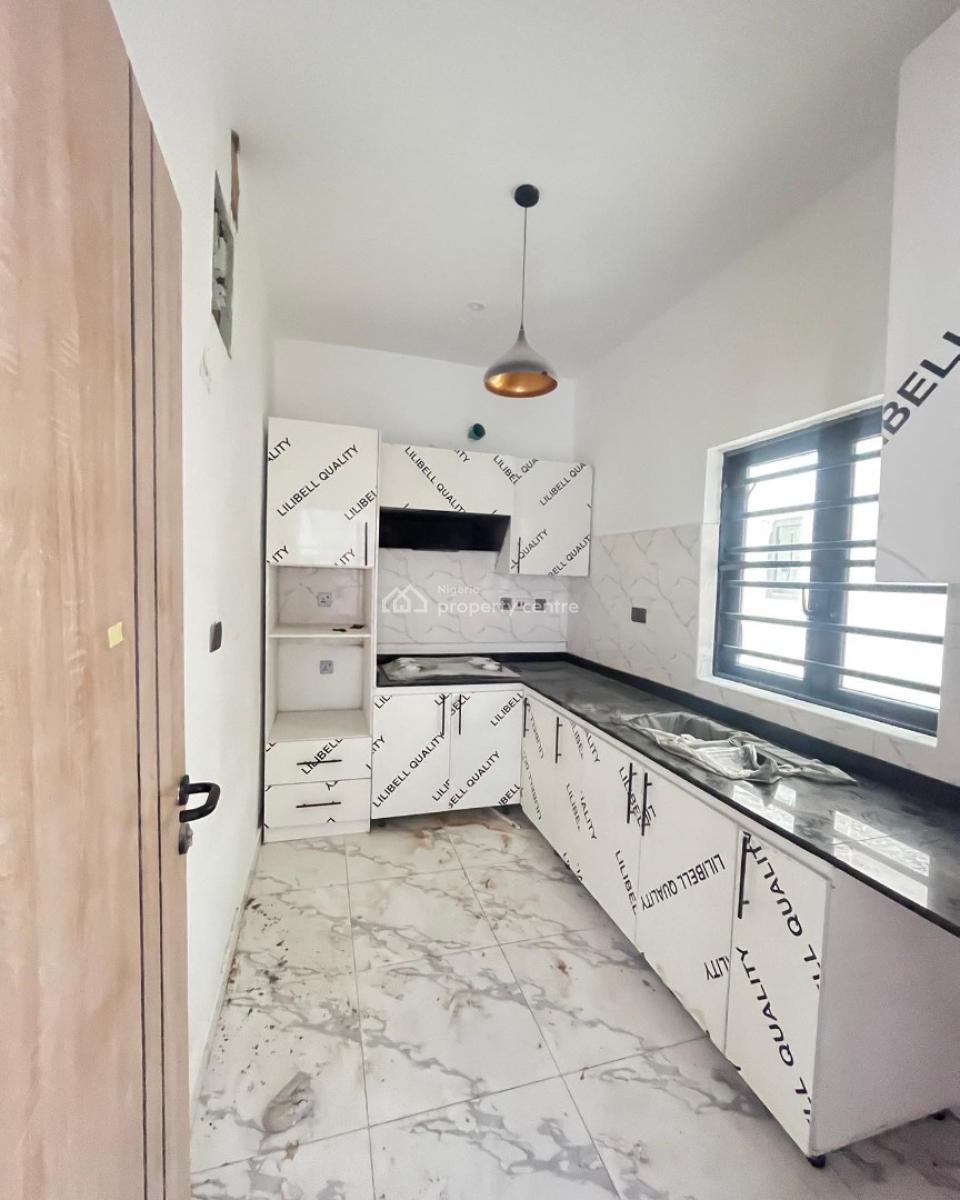 Stunning 2 Bedroom Apartment with Swimming Pool and Gym, Conservation Center, Lekki, Lagos, Block of Flats for Sale