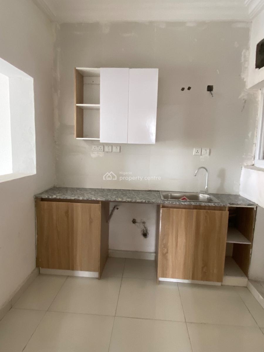 Luxury Serviced 2 Bedroom Flat with 24hrs Power, Chevron , in a Secured Estate, Lekki, Lagos, Flat / Apartment for Rent