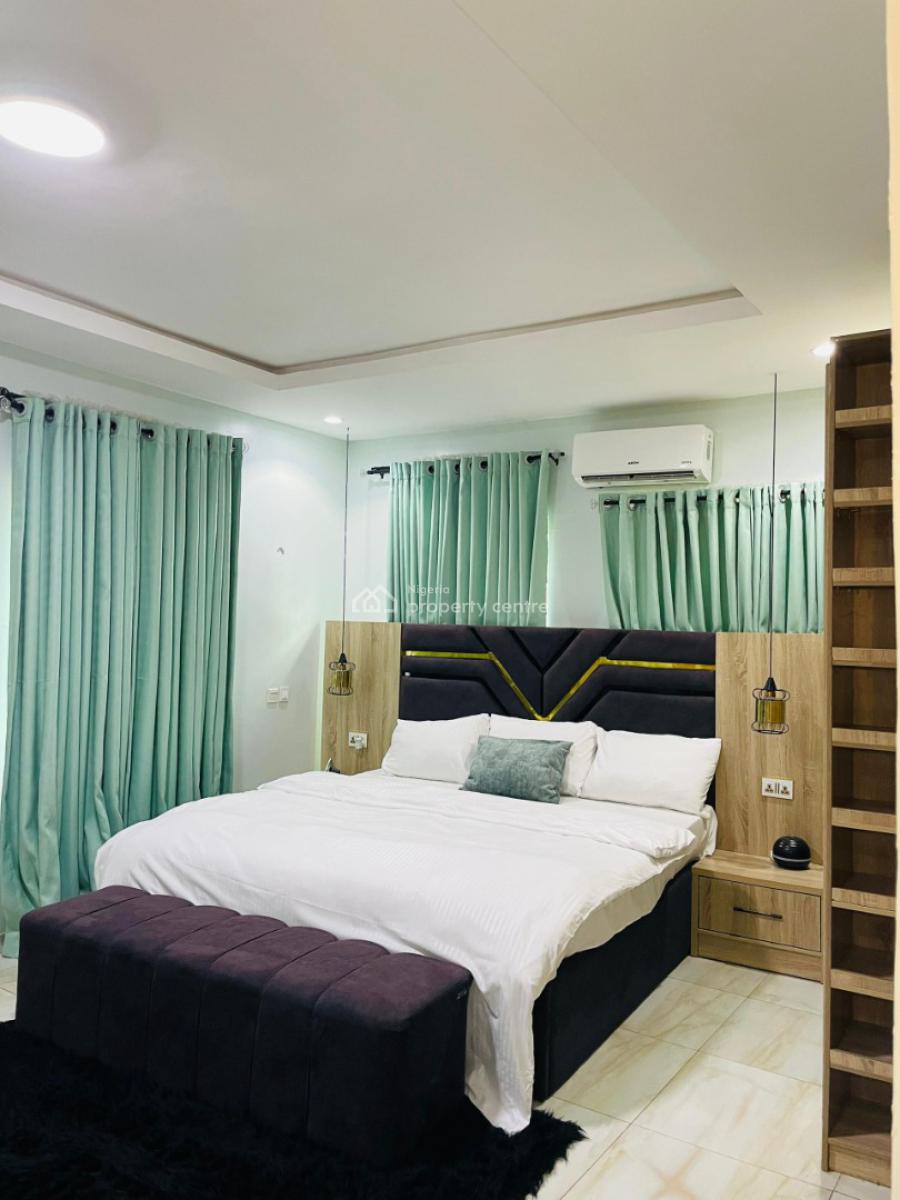 Luxury 5 Bedroom Self Compound with Ps5, Osapa, Lekki, Lagos, Flat / Apartment Short Let