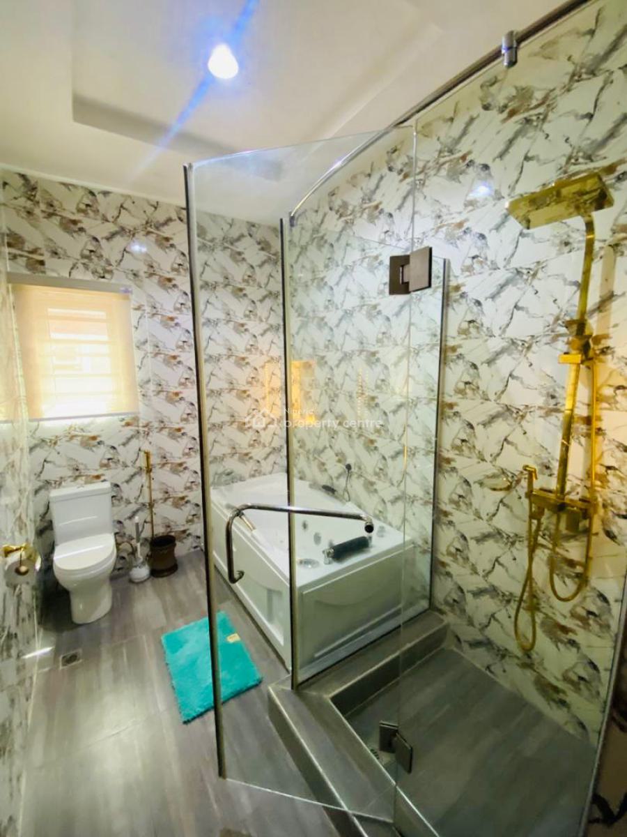 Luxury 5 Bedroom Self Compound with Ps5, Osapa, Lekki, Lagos, Flat / Apartment Short Let