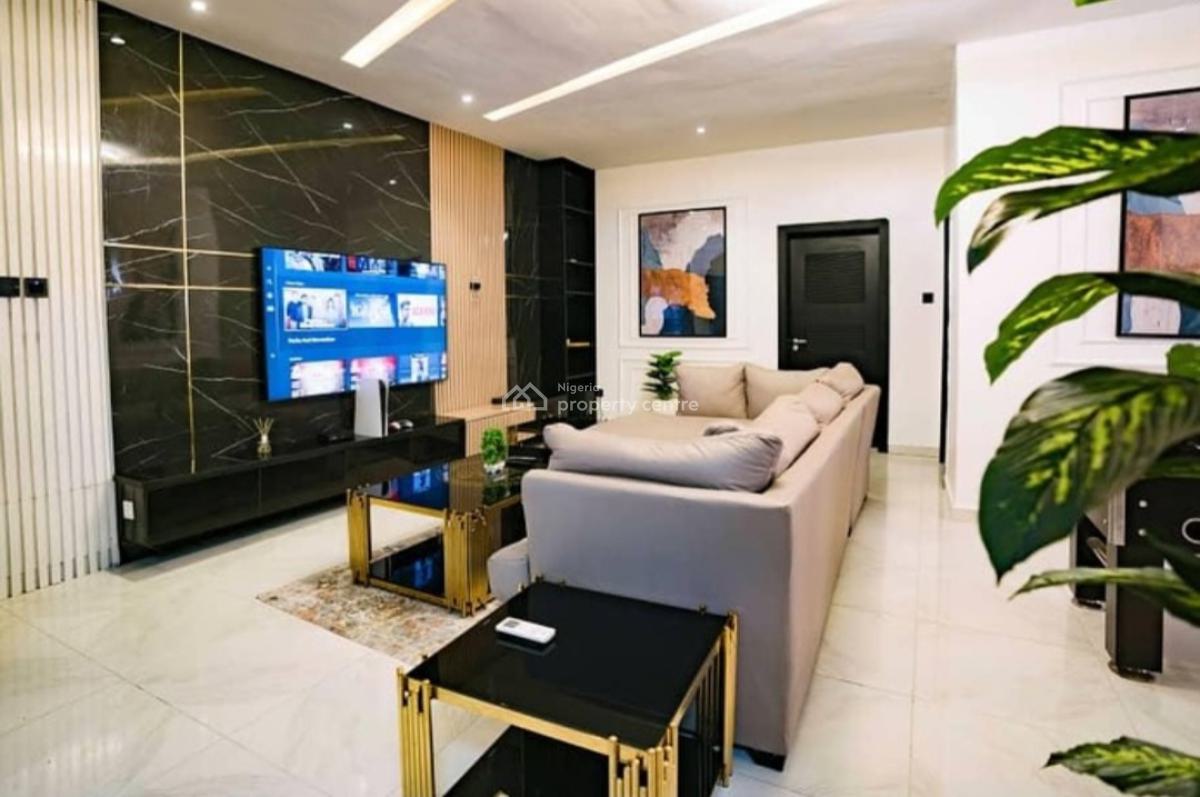 Furnished and Serviced with 24/7 Power Supply 2 Bedroom En-suite Flat, Lekki Phase 1, Lekki, Lagos, Flat / Apartment for Rent