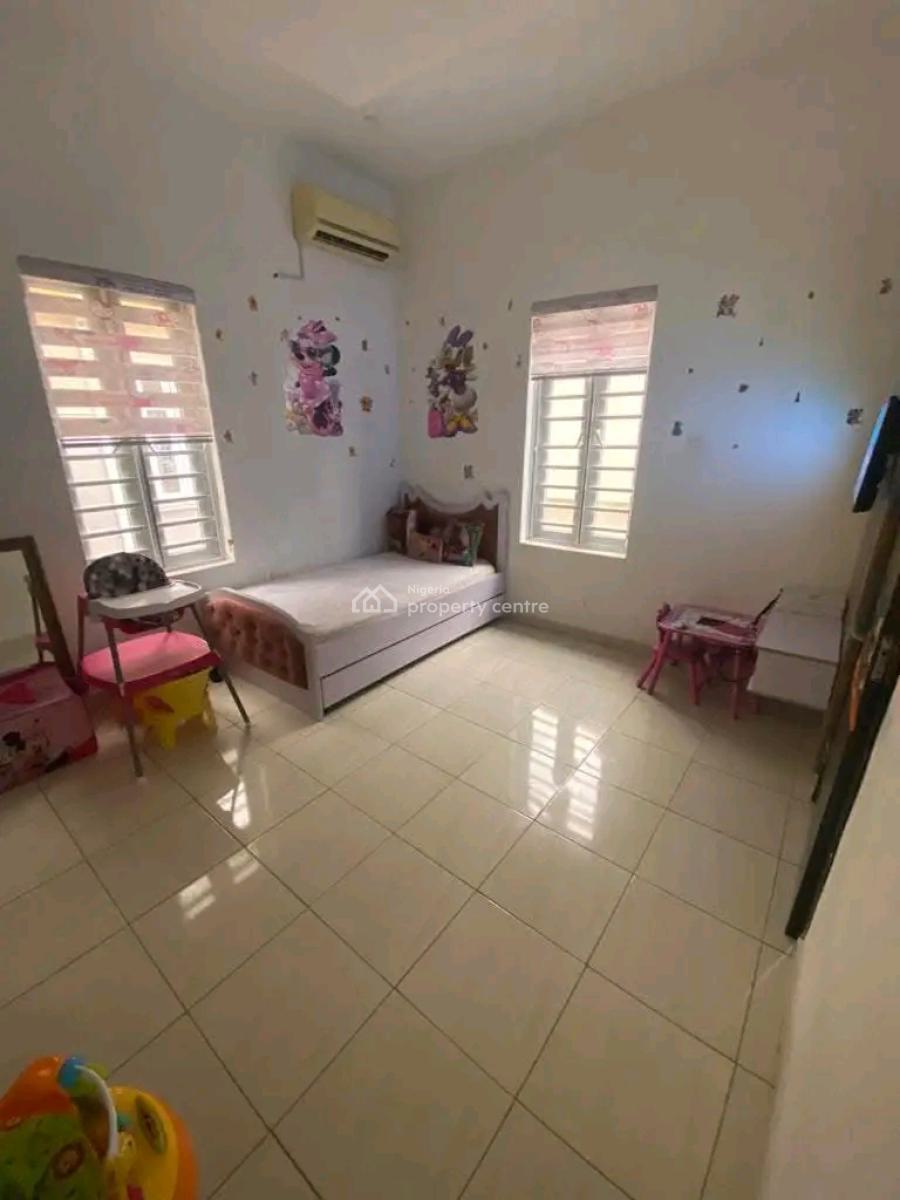 Distress 4 Bedroom Detached Duplex with a Bq, Chevron, Lekki, Lagos, Detached Duplex for Sale