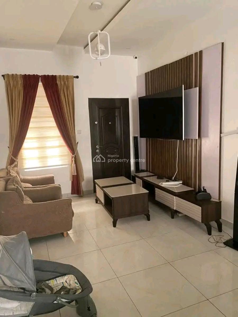 Distress 4 Bedroom Detached Duplex with a Bq, Chevron, Lekki, Lagos, Detached Duplex for Sale