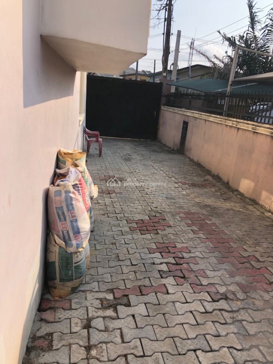 Executive 4 Bedroom Semi Detached Duplex, Adisa Bashua, Adelabu, Surulere, Lagos, Semi-detached Duplex for Rent