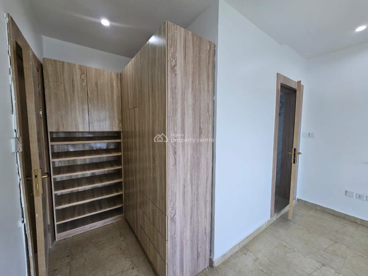 3 Bedroom Apartment with  Bq, Ikoyi, Lagos, Flat / Apartment for Rent