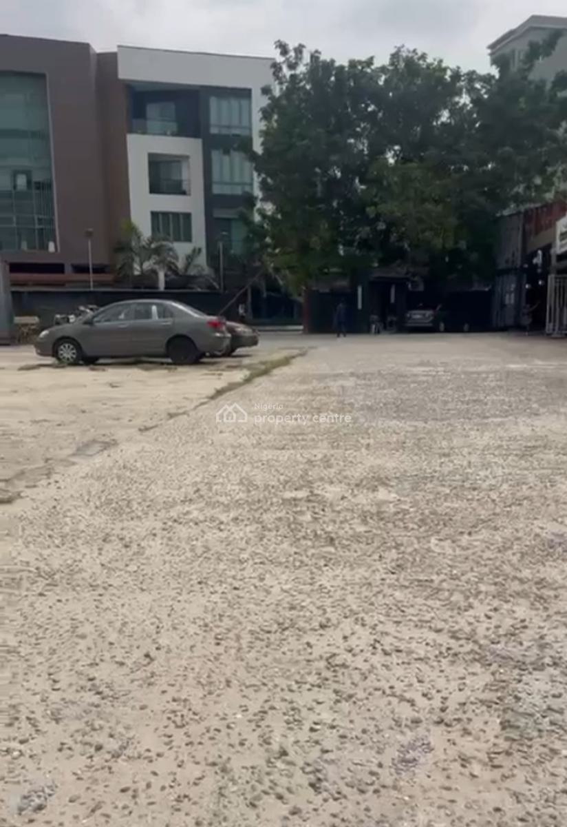 Well Positioned Bare Land Measuring 5,000sqms, Off Bourdillon, Old Ikoyi, Ikoyi, Lagos, Mixed-use Land for Sale