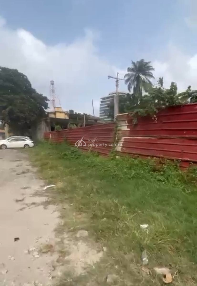 Well Positioned Bare Land Measuring 5,000sqms, Off Bourdillon, Old Ikoyi, Ikoyi, Lagos, Mixed-use Land for Sale