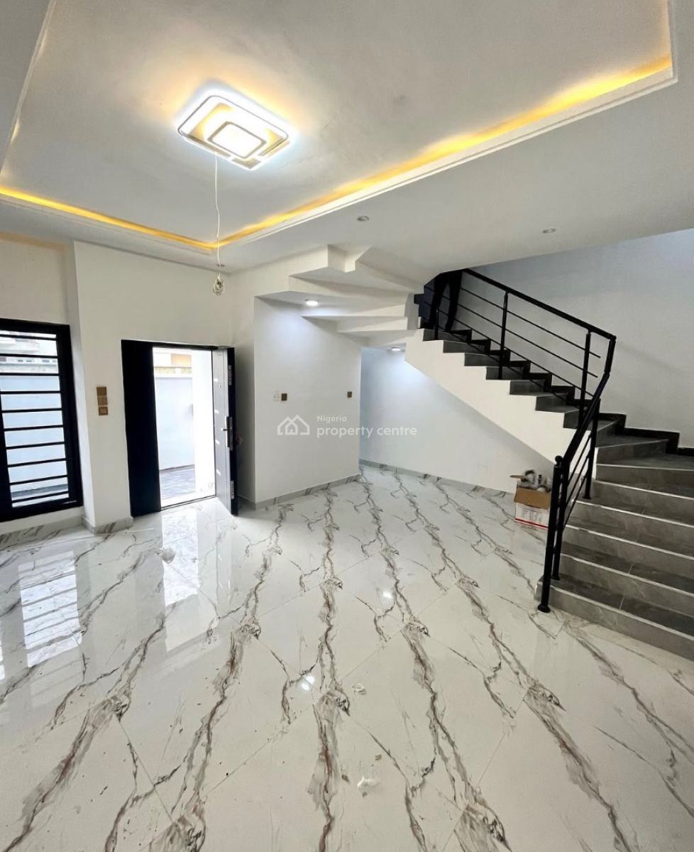 3 Bedroom Terrace Duplex with Bq on 3 Floors, Ologolo, Lekki, Lagos, Terraced Duplex for Rent