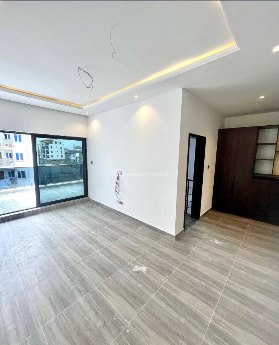 3 Bedroom Terrace Duplex with Bq on 3 Floors, Ologolo, Lekki, Lagos, Terraced Duplex for Rent