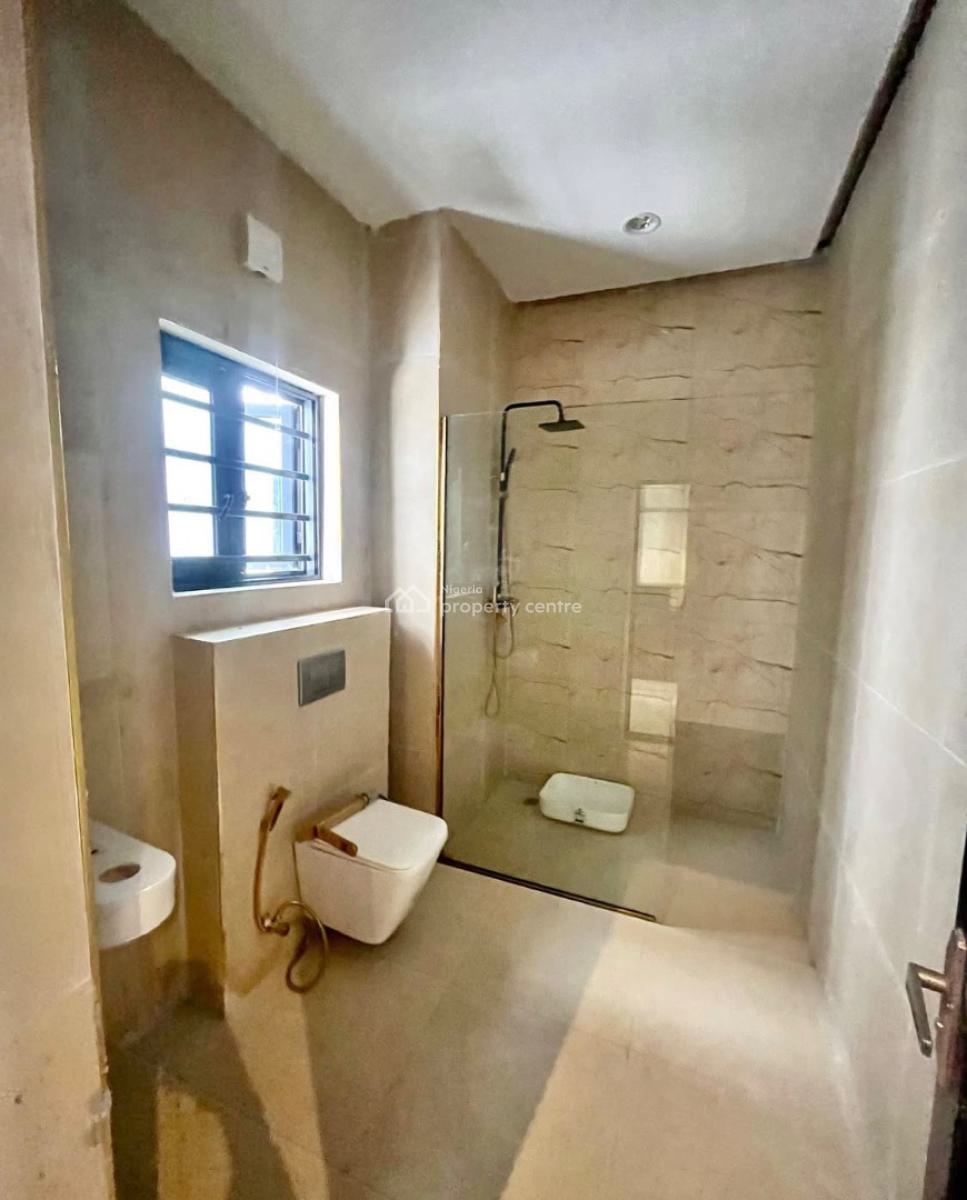 3 Bedroom Terrace Duplex with Bq on 3 Floors, Ologolo, Lekki, Lagos, Terraced Duplex for Rent