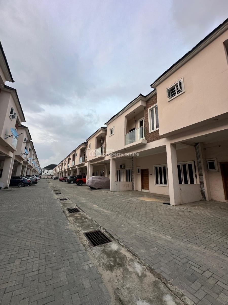 4 Bedroom Terrace, Orchid Road, Lekki, Lagos, Terraced Duplex for Rent