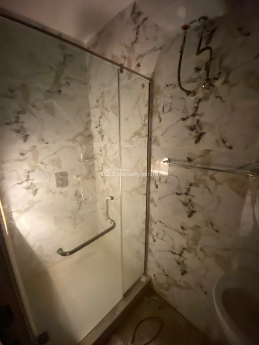 Luxury 2bedroom, Off Admiralty Way, Lekki Phase 1, Lekki, Lagos, Flat / Apartment for Rent