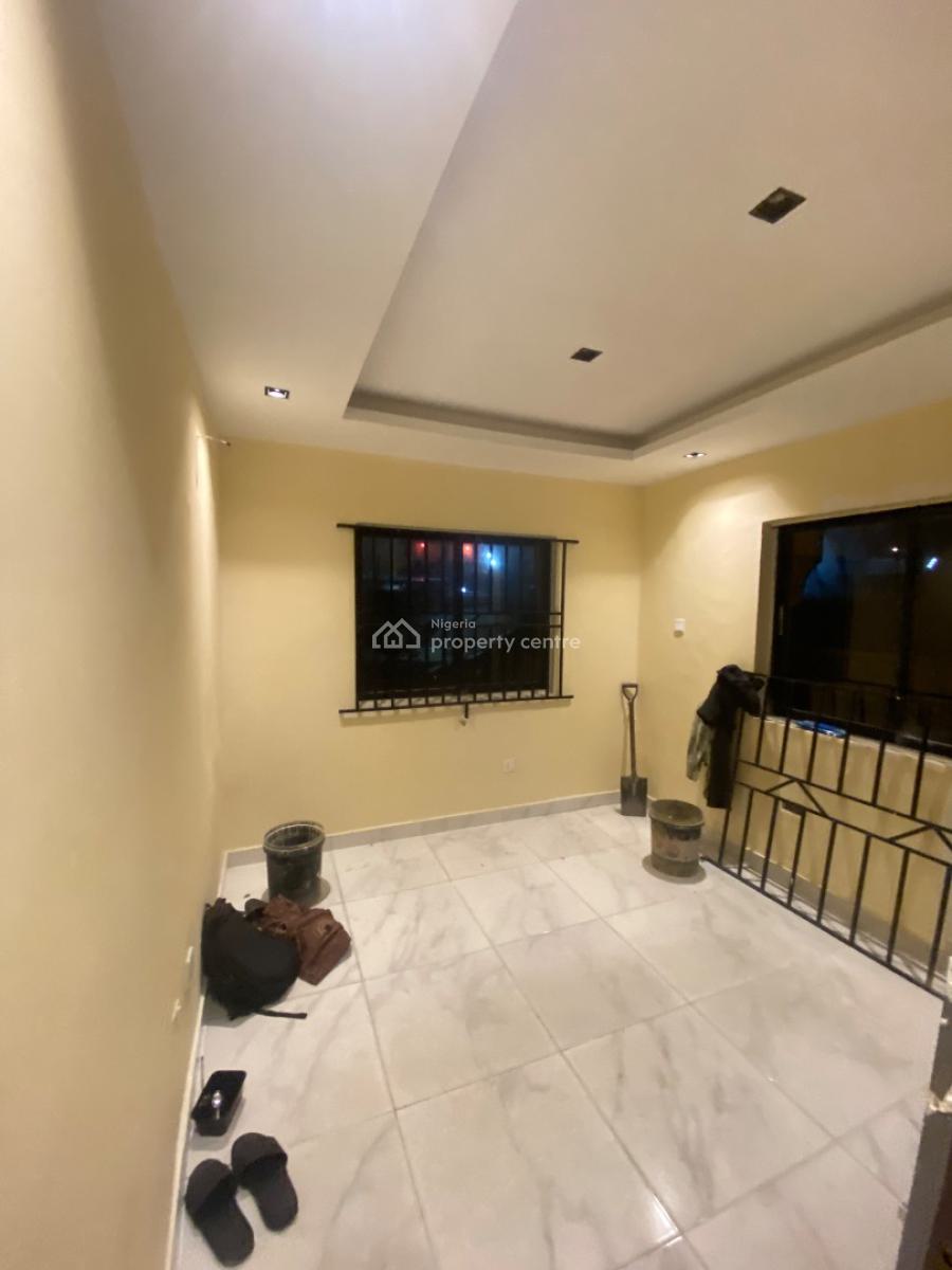 Luxury 2bedroom, Off Admiralty Way, Lekki Phase 1, Lekki, Lagos, Flat / Apartment for Rent