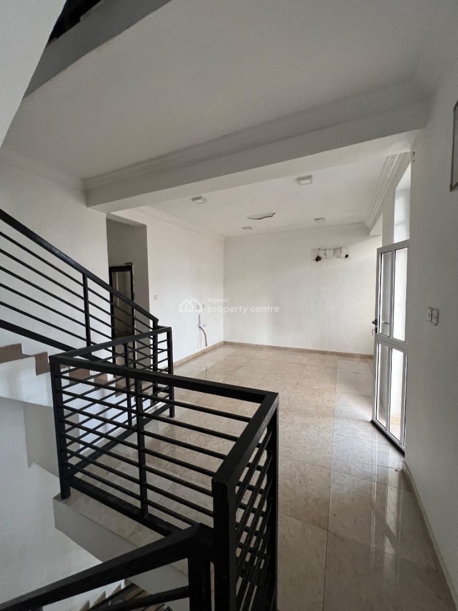4-bed Terrace Duplex Located in a Secure Estate, Oniru, Victoria Island (vi), Lagos, Flat / Apartment for Rent