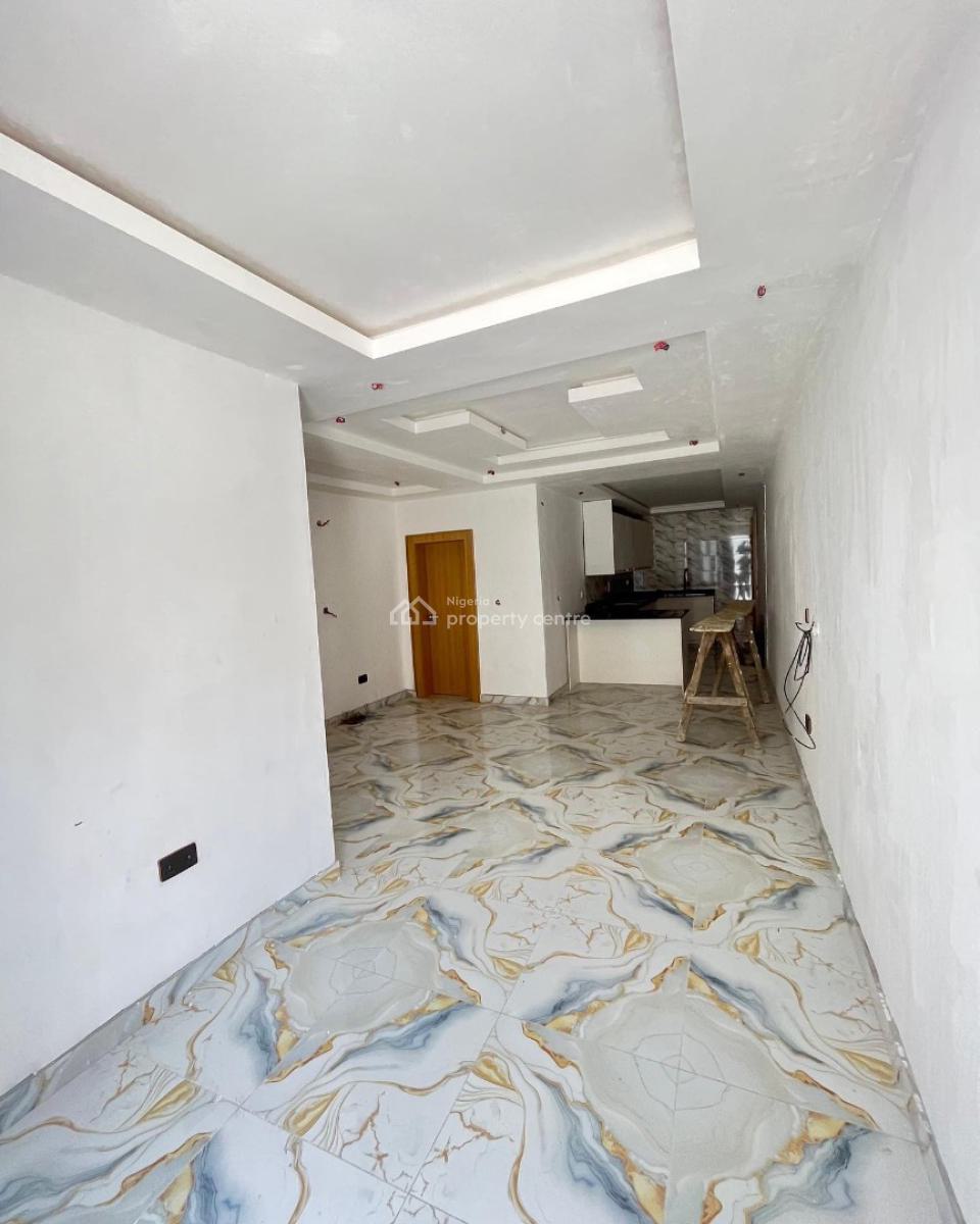 Lovely 2 Bedroom Apartment with Bq, New Road, Lekki, Lagos, Block of Flats for Sale