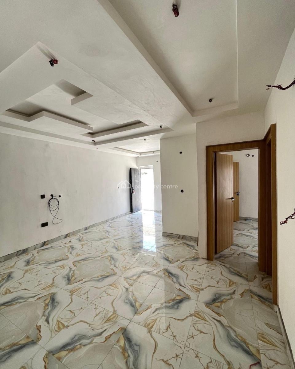 Lovely 2 Bedroom Apartment with Bq, New Road, Lekki, Lagos, Block of Flats for Sale