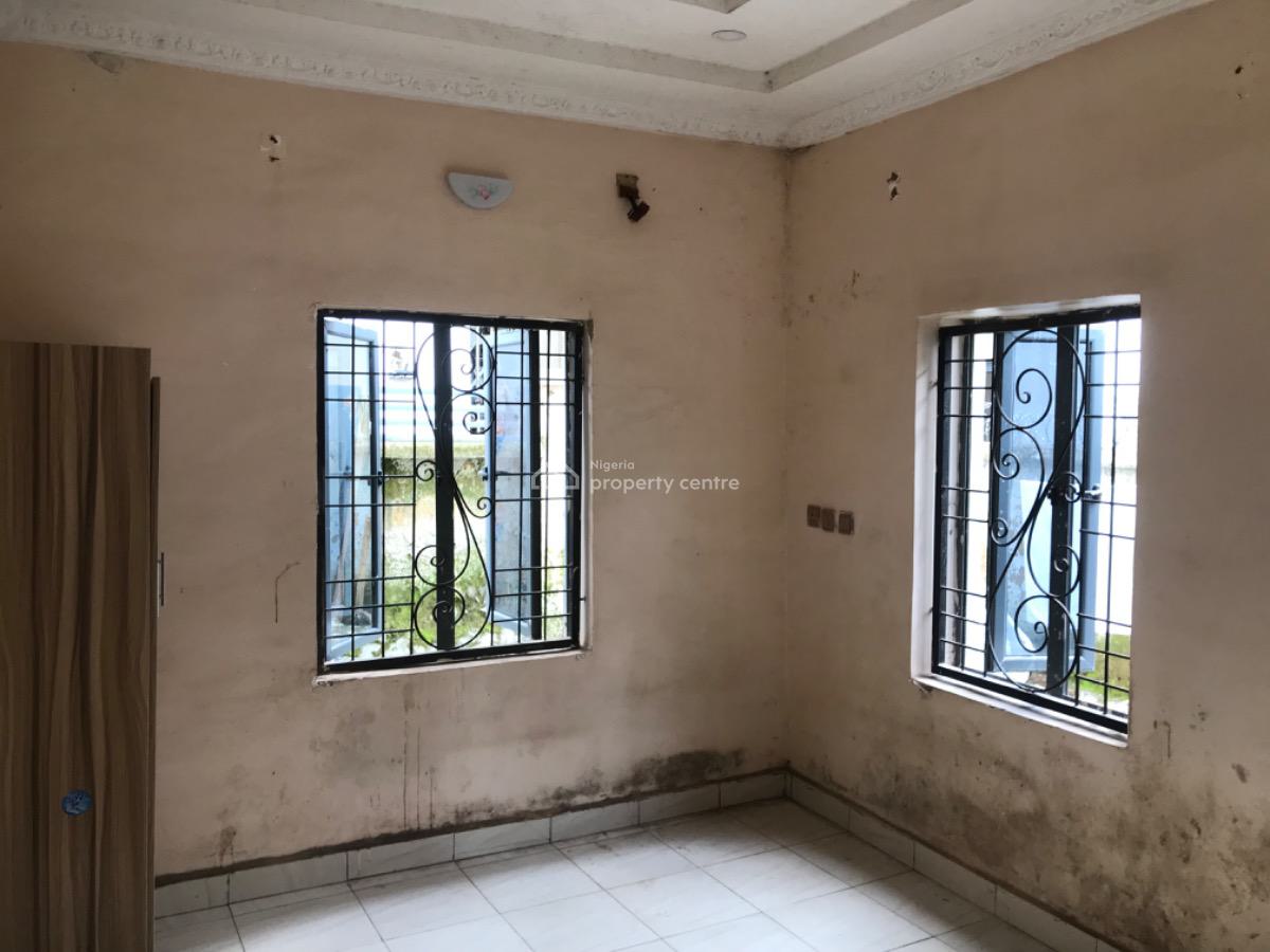 Fairly Used Self Con, Modern Market Axis, Dawaki, Gwarinpa, Abuja, Self Contain (single Rooms) for Rent
