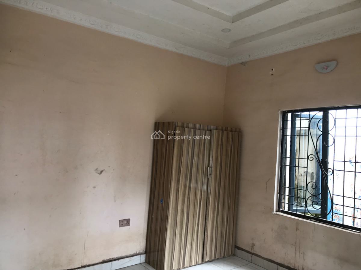 Fairly Used Self Con, Modern Market Axis, Dawaki, Gwarinpa, Abuja, Self Contain (single Rooms) for Rent