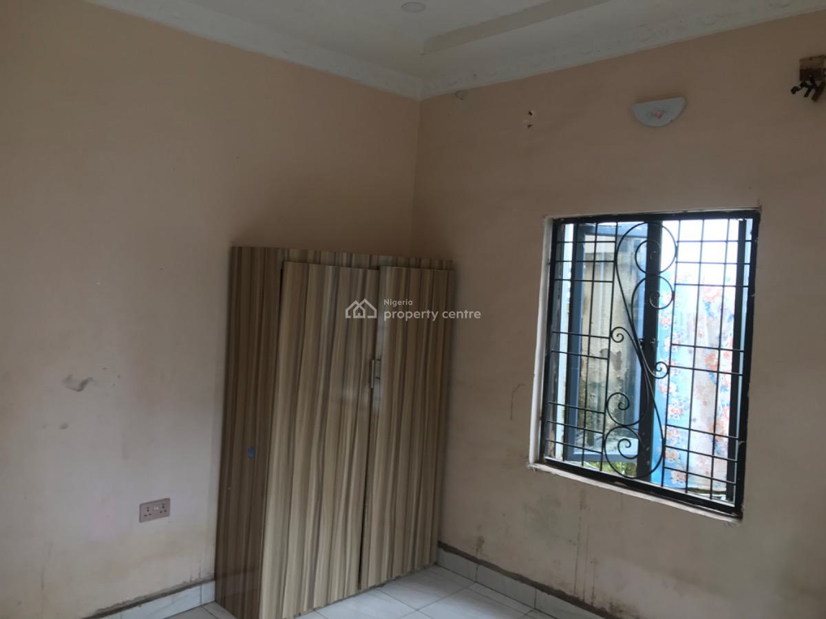Fairly Used Self Con, Modern Market Axis, Dawaki, Gwarinpa, Abuja, Self Contain (single Rooms) for Rent
