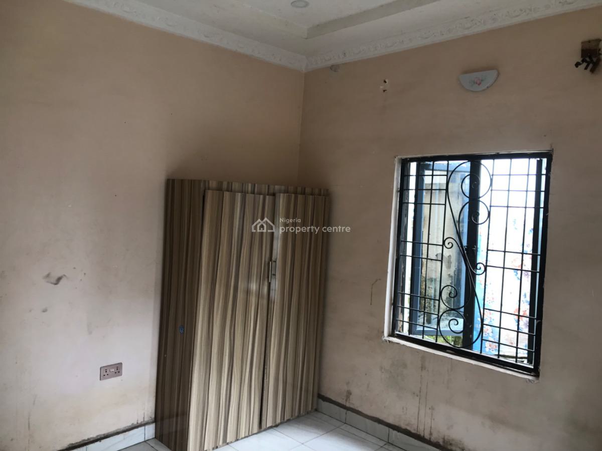 Fairly Used Self Con, Modern Market Axis, Dawaki, Gwarinpa, Abuja, Self Contain (single Rooms) for Rent