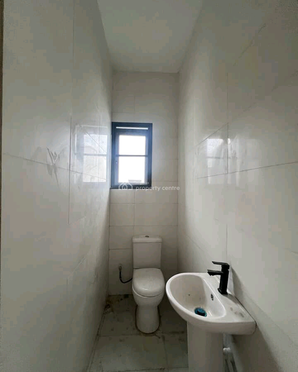 Fully Serviced 2 Bedroom Penthouse Apartment, Lekki Phase 1, Lekki Phase 1, Lekki, Lagos, Flat / Apartment for Rent