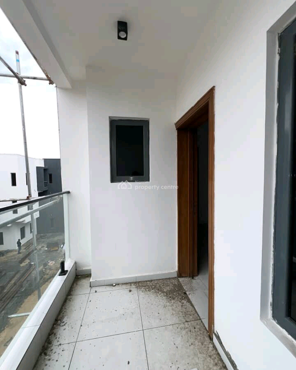 Fully Serviced 2 Bedroom Penthouse Apartment, Lekki Phase 1, Lekki Phase 1, Lekki, Lagos, Flat / Apartment for Rent