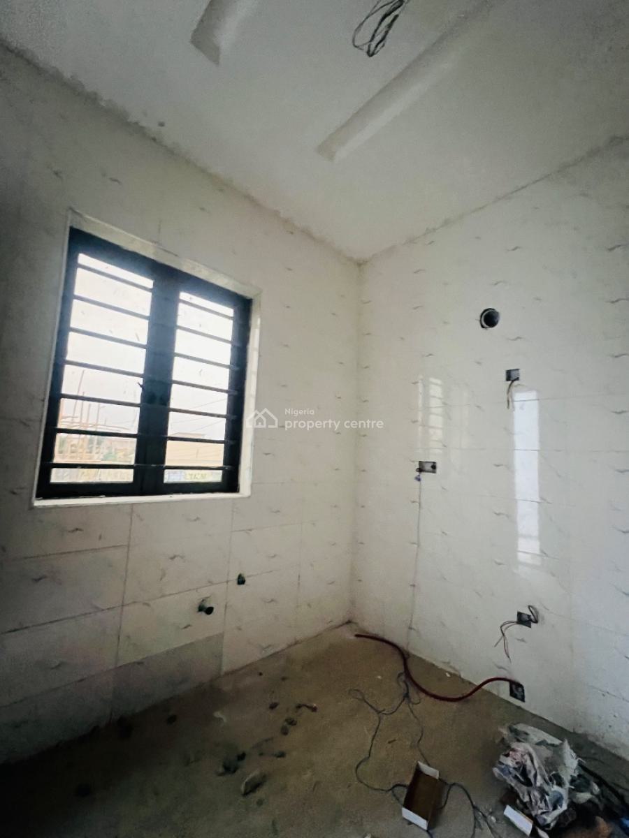 Executive Mini Flat in a Good Neighborhood Close to Express, Majek, Opposite Fara Park, Abijo, Lekki, Lagos, Mini Flat (room and Parlour) for Rent