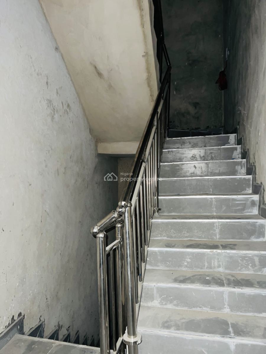 Executive Mini Flat in a Good Neighborhood Close to Express, Majek, Opposite Fara Park, Abijo, Lekki, Lagos, Mini Flat (room and Parlour) for Rent