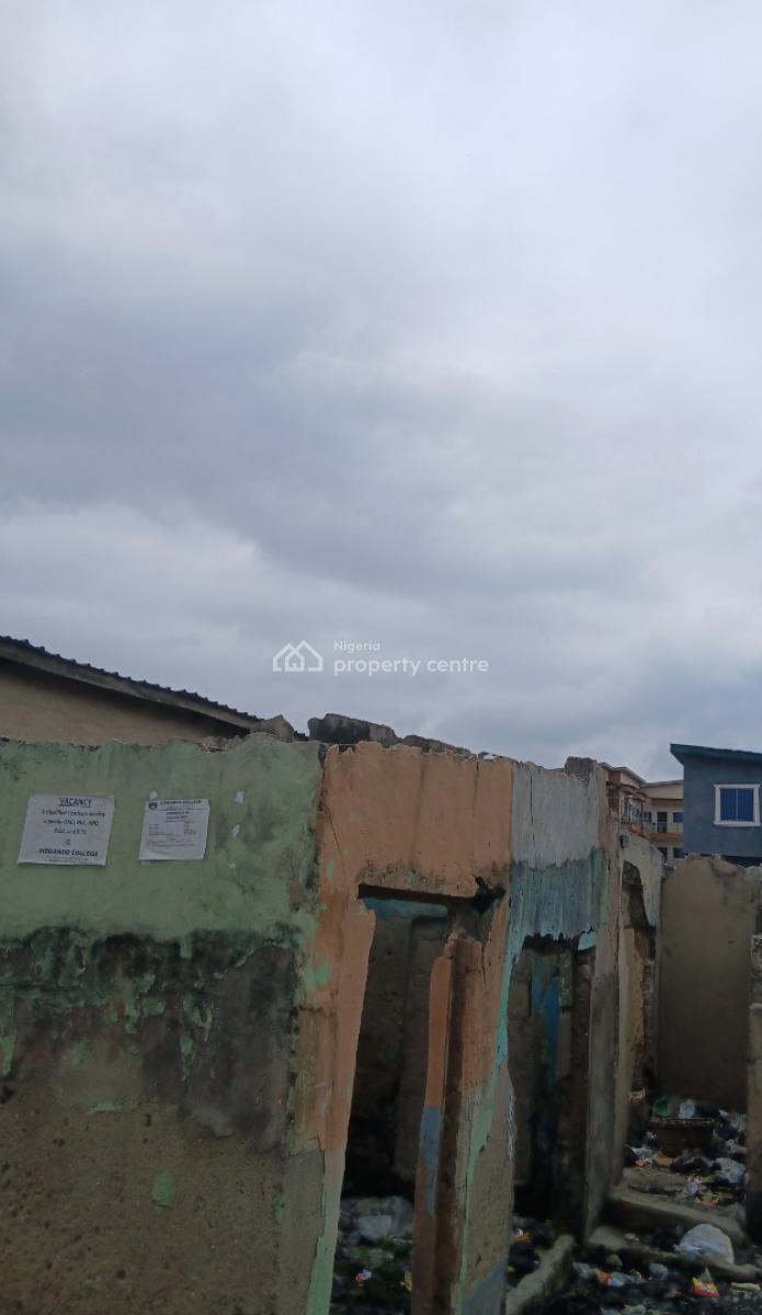 a Really Nice Cornerpiece Property, Bariga, Shomolu, Lagos, Mixed-use Land for Sale