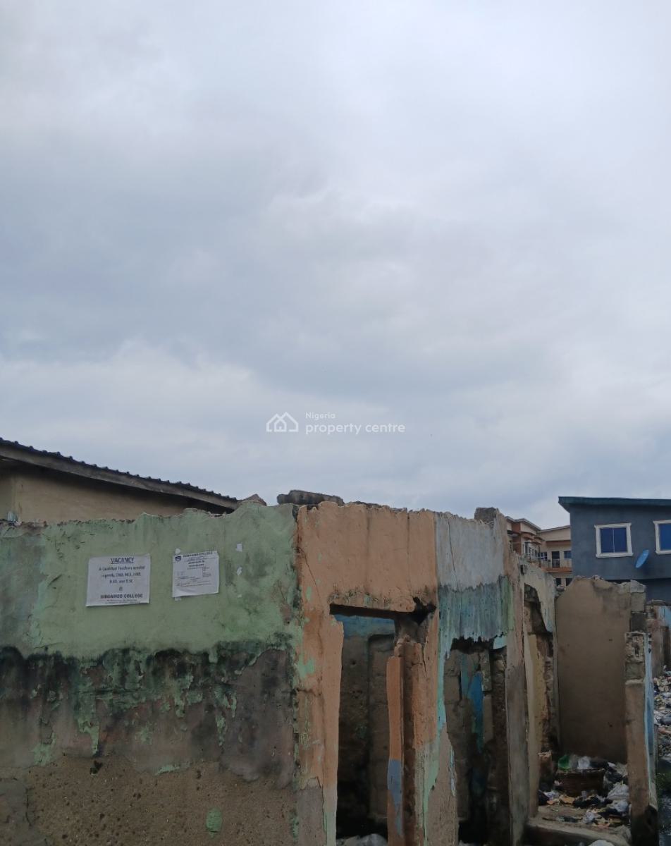 a Really Nice Cornerpiece Property, Bariga, Shomolu, Lagos, Mixed-use Land for Sale