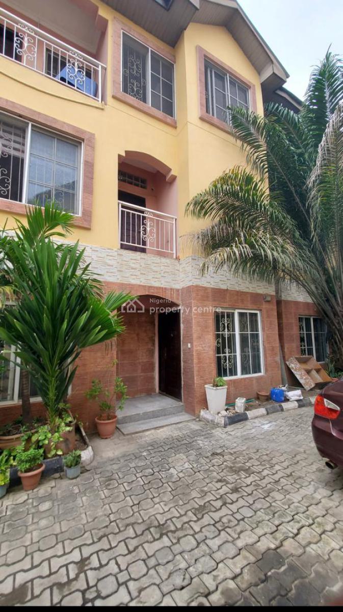 4 Bedroom Terrace with Bq, Lekki Phase 1,lekki Lagos, Lekki Phase 1, Lekki, Lagos, Terraced Duplex for Rent