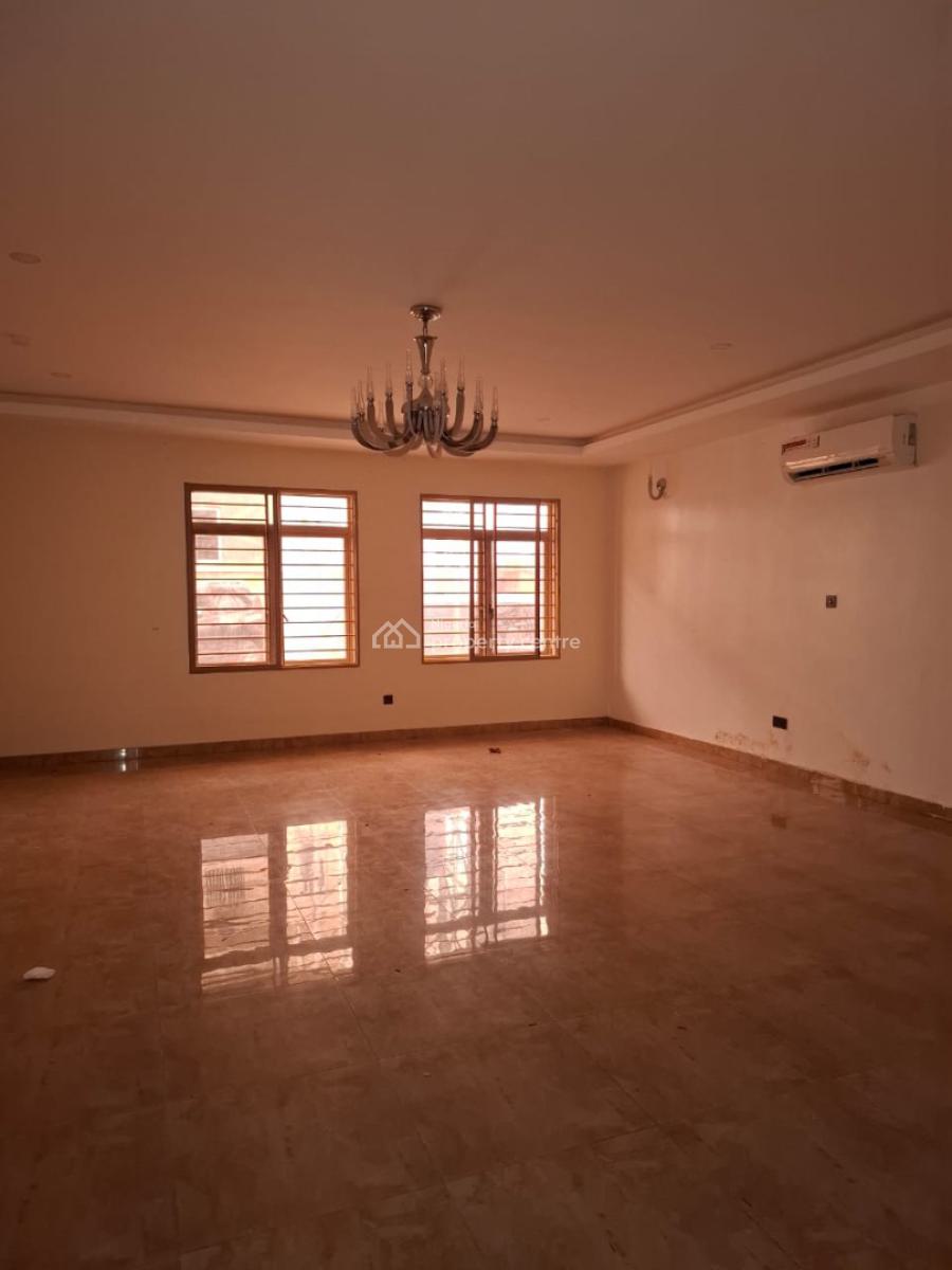 Serviced 3 Bedroom Apartment, Guzape District, Abuja, Flat / Apartment for Rent