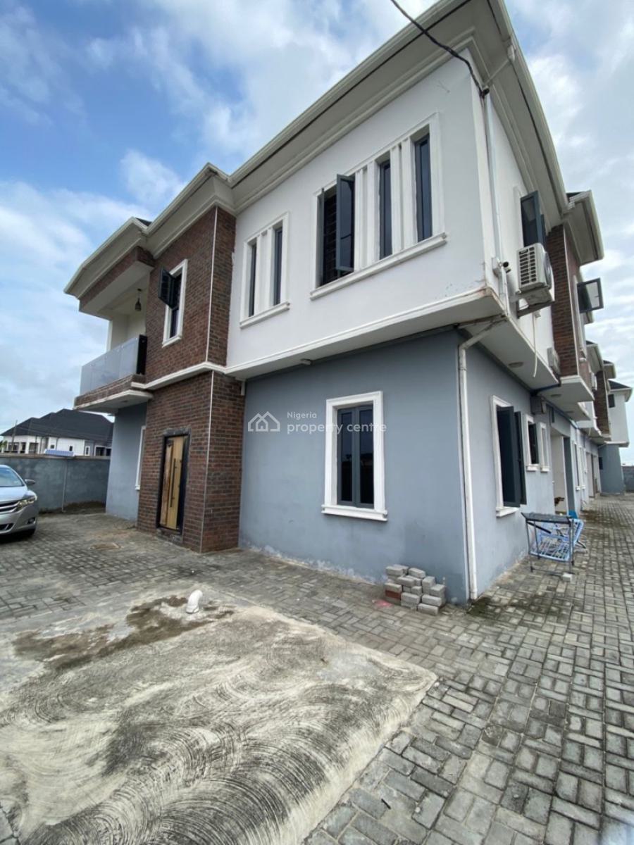 Spacious Downstairs, Via Thera Annex/ogombo, Sangotedo, Ajah, Lagos, Flat / Apartment for Rent